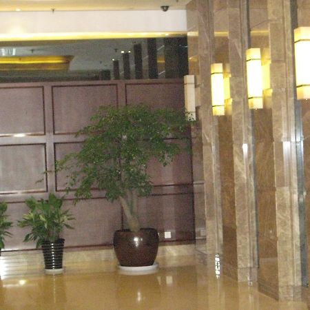 Beijing New World Centre Aparthotel Esterno foto